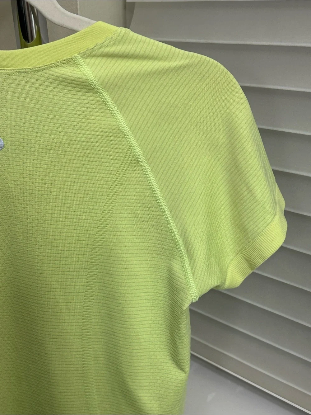 lululemon athletica Neon Lime/Lemon Short Sleeve Performance Tee, Large